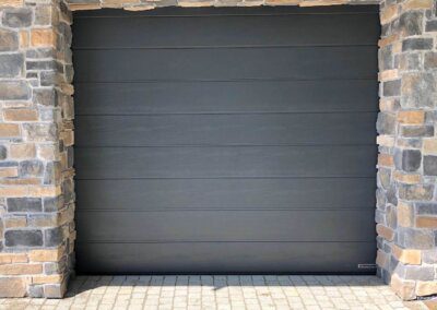 sekční garážová vrata hormann šedá woodgrain, al CH703